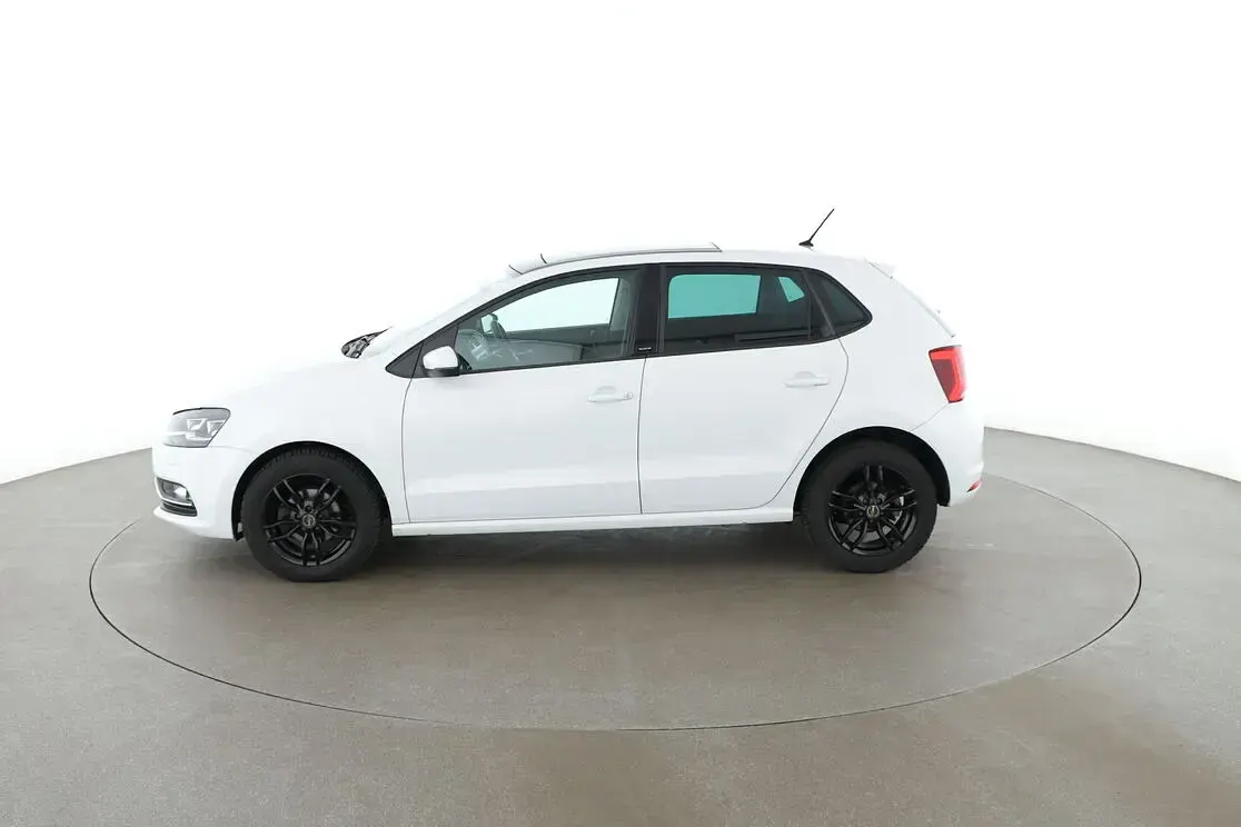 Gebraucht VW Polo Allstar 90 PS (66 kW) 2016 Weiß Limousine