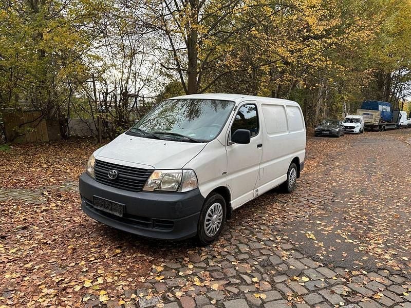 Weiß Gebraucht 2007 Toyota HiAce Van | 4.900 € (Fairer Preis) - Bild 1/4