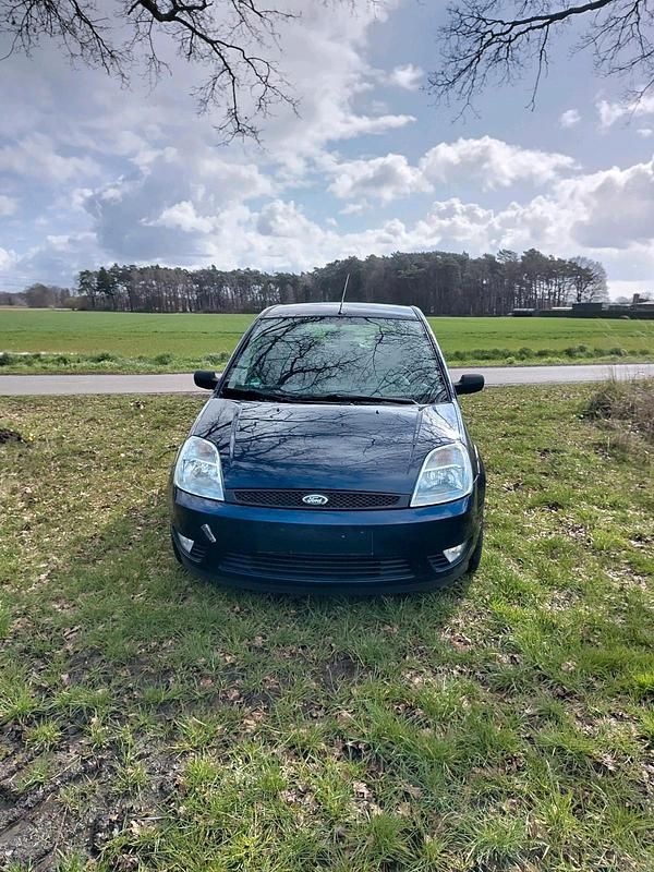 Gebraucht Ford Fiesta 2003 Blau Kleinwagen