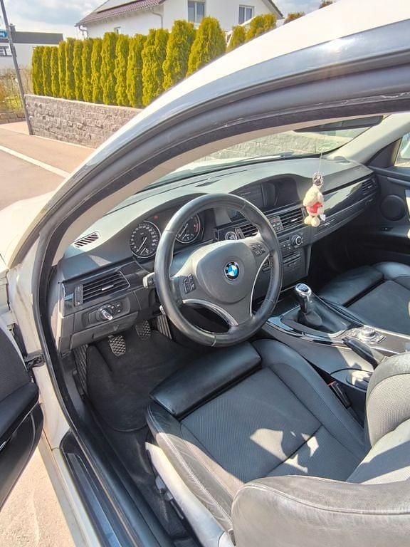 Second-hand BMW 325 204 CP (150 kW) 2012 Alb Coupe