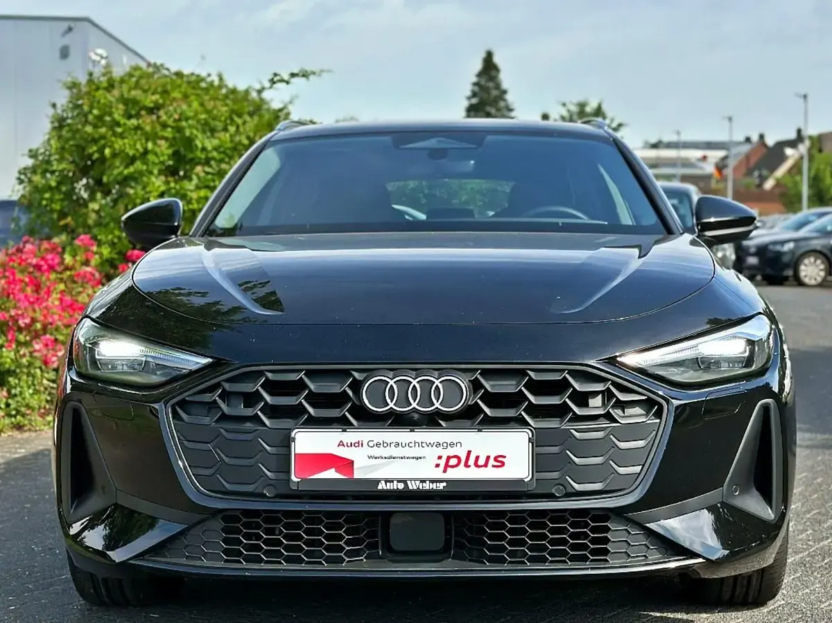 Gebraucht Audi A5 Ambiente 150 PS (110 kW) 2025 Mythosschwarz metallic Kombi