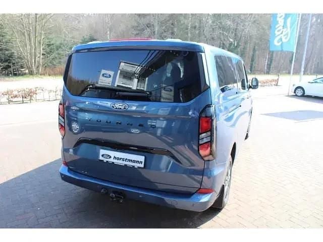 Neu Ford Tourneo Custom Titanium 170 PS (125 kW) 2025 Blau Van