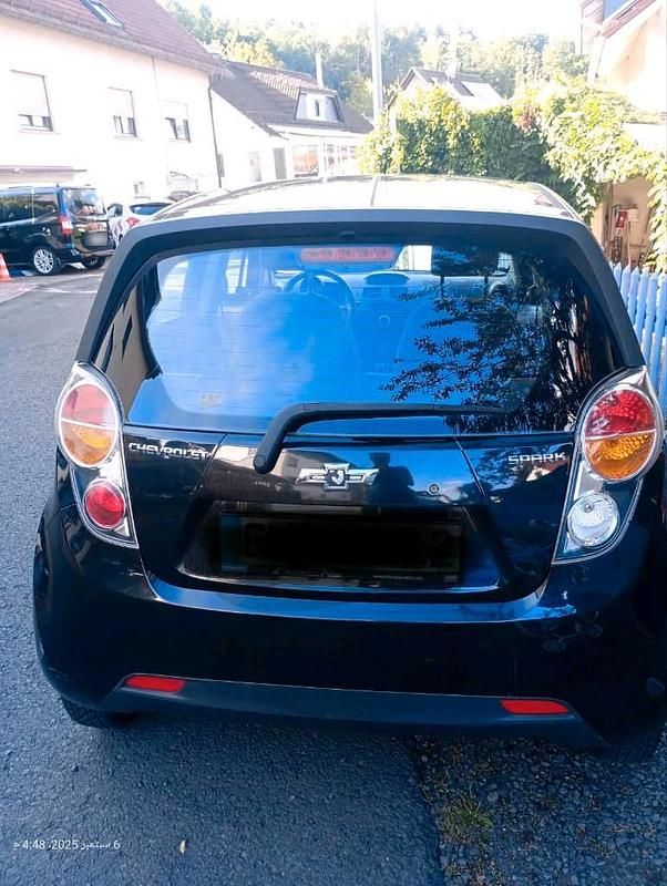 Second-hand Chevrolet Spark 68 CP (50 kW) 2012 Negru Hatchback