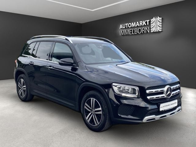 Schwarz Gebraucht 2020 Mercedes GLB200 SUV | 25.750 € (Guter Preis) - Bild 1/4