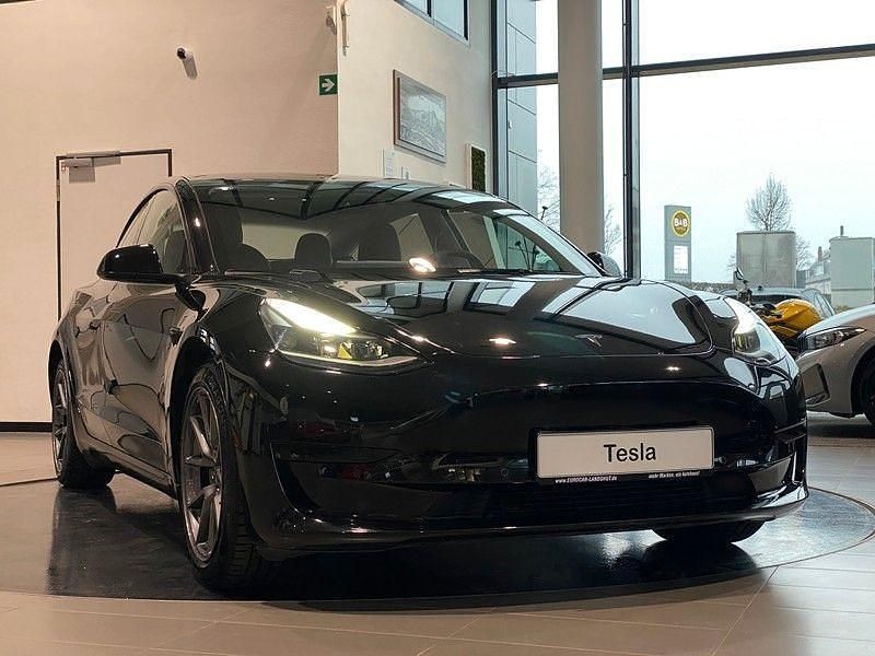 Gebraucht Tesla Model 3 Standard Range Plus 208 kW (283 PS) 2021 Schwarz Limousine
