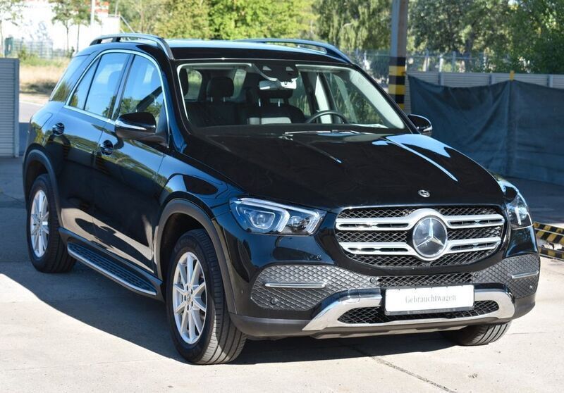 Gebraucht Mercedes GLE300 245 PS (180 kW) 2019 Schwarz SUV