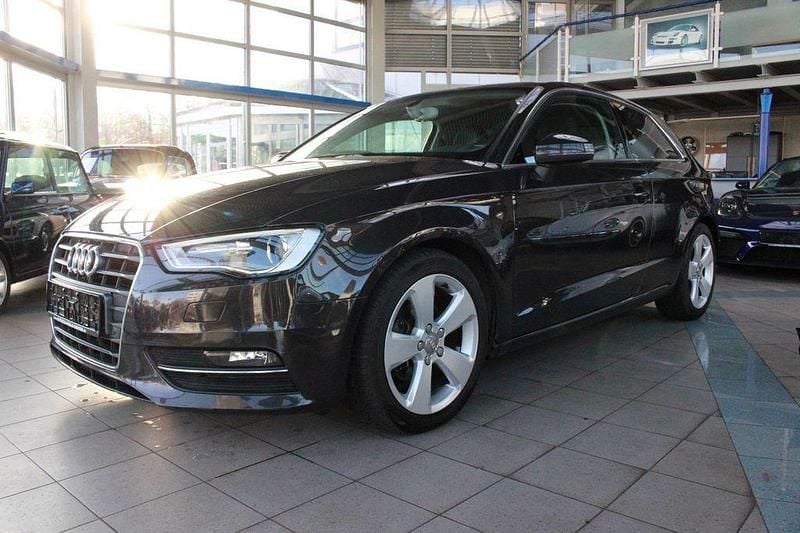 Gebraucht Audi A3 S-Line 150 PS (110 kW) 2014 Braun Limousine