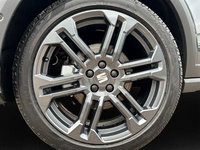 Neu Seat Arona FR 116 PS (85 kW) 2025 Grau SUV