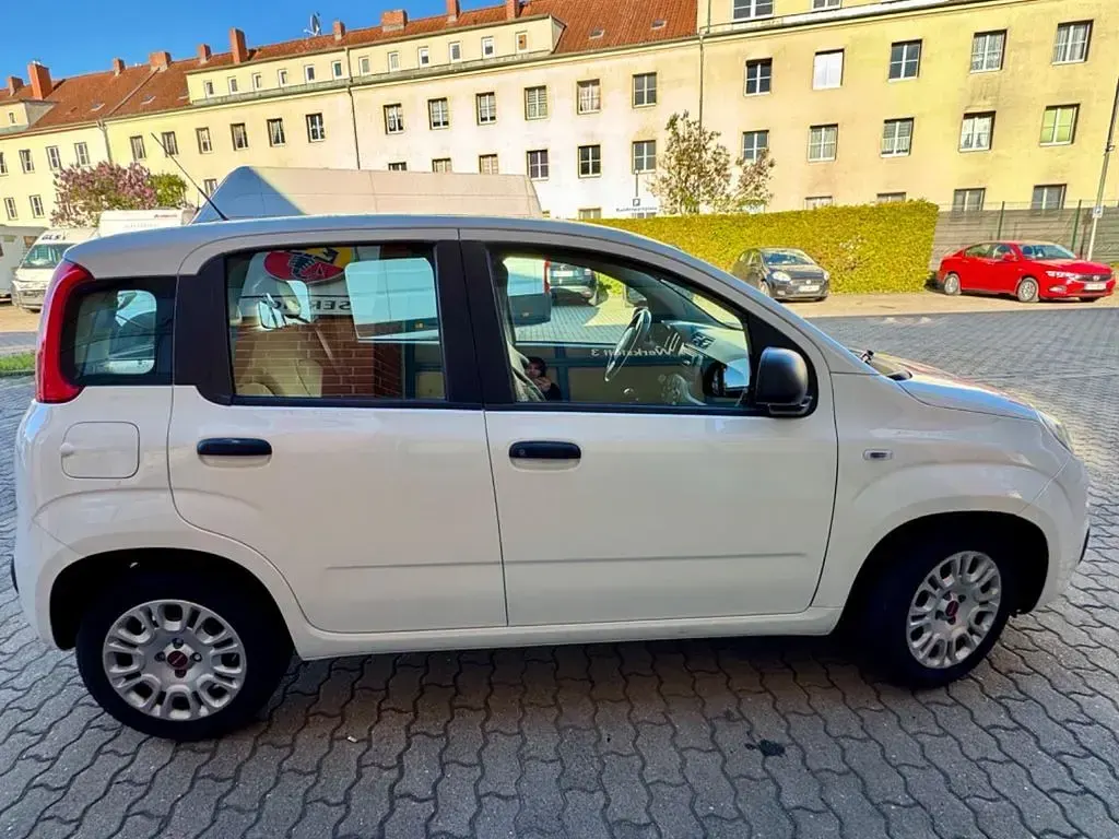 Gebraucht Fiat Panda 69 PS (50 kW) 2022 Weiß Kleinwagen