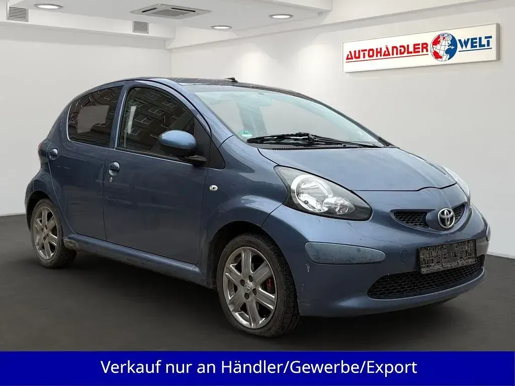 Gebraucht Toyota Aygo 68 PS (50 kW) 2008 Hellblau Kleinwagen