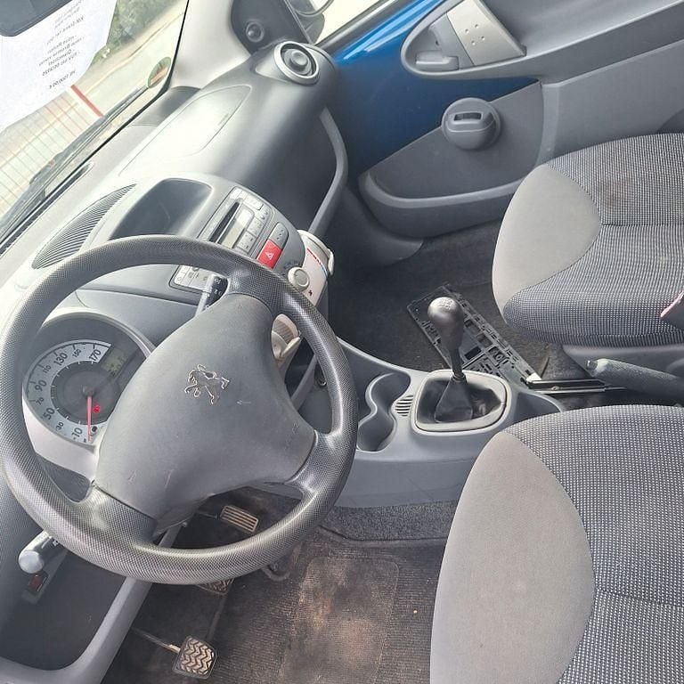 Blau Gebraucht 2006 Peugeot 107 Filou Kleinwagen | 1.500 € (Fairer Preis) - Bild 1/4