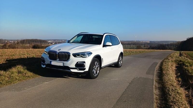 Weiß Gebraucht 2019 BMW X5 xLine SUV | 40.850 € (Guter Preis) - Bild 1/4