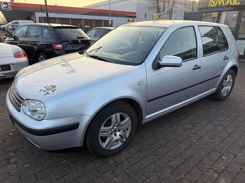 Silber Gebraucht 2001 VW Golf Limousine | 1.999 € (Guter Preis) - Bild 1/4