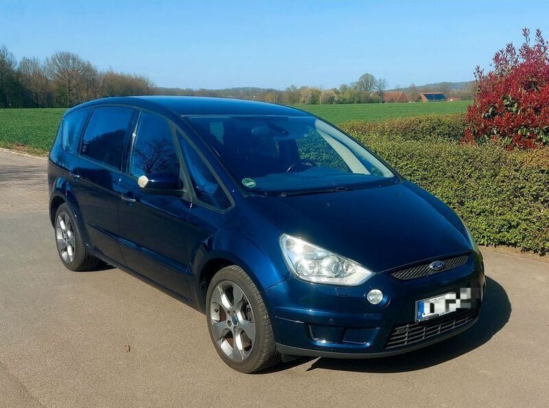 Blau Gebraucht 2009 Ford S-MAX Titanium Van / Kleinbus | 3.799 € (Fairer Preis) - Bild 1/4