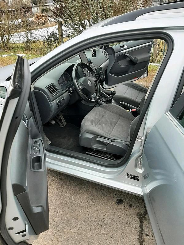 Gebraucht VW Golf V 140 PS (102 kW) 2008 Silber Kombi