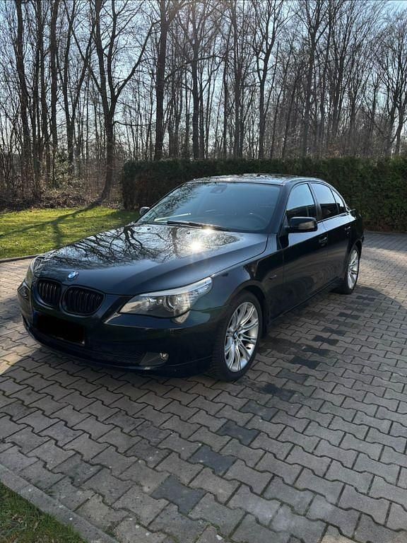 Gebraucht BMW 525 218 PS (160 kW) 2009 Schwarz Limousine