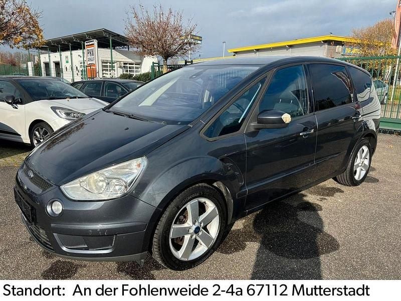 Gebraucht Ford S-MAX Titanium 140 PS (102 kW) 2009 Grau Van / Kleinbus
