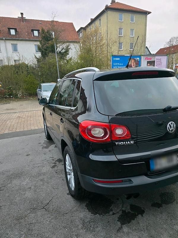 Gebraucht VW Tiguan 150 PS (110 kW) 2011 Schwarz SUV