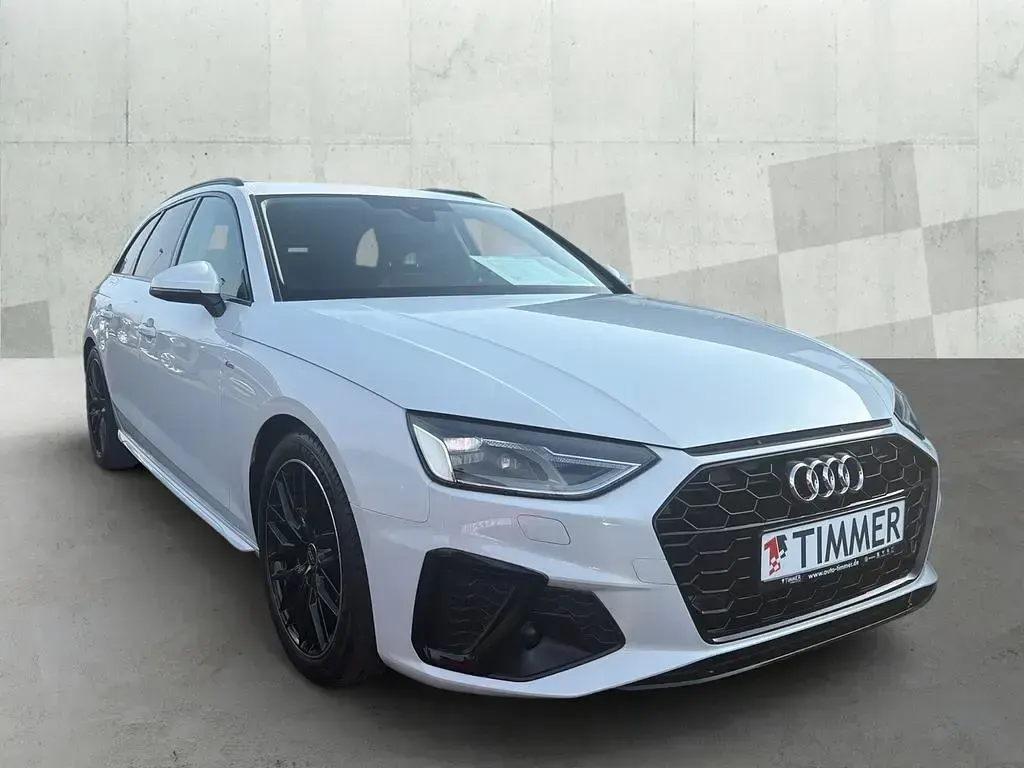 Gebraucht Audi A4 S-Line 163 PS (119 kW) 2022 Andere Kombi