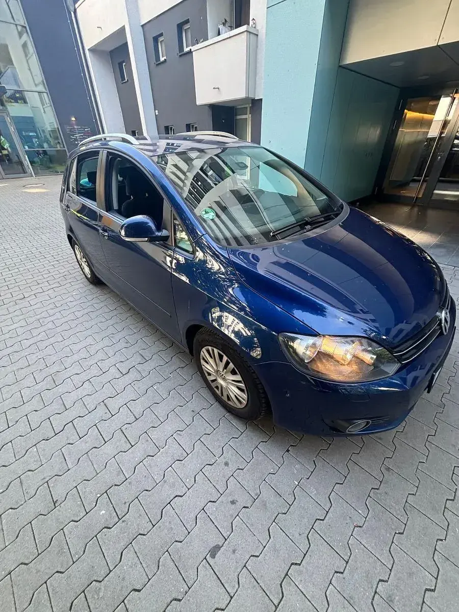Gebraucht VW Golf Plus Cross Highline 122 PS (89 kW) 2010 Schwarz Van / Kleinbus