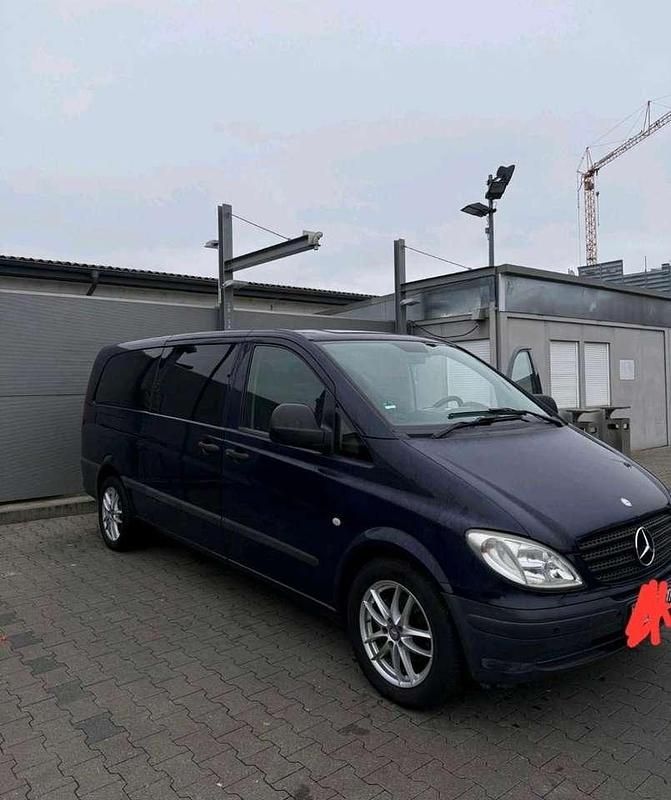 Gebraucht Mercedes Vito 150 PS (110 kW) 2009 Violett Van