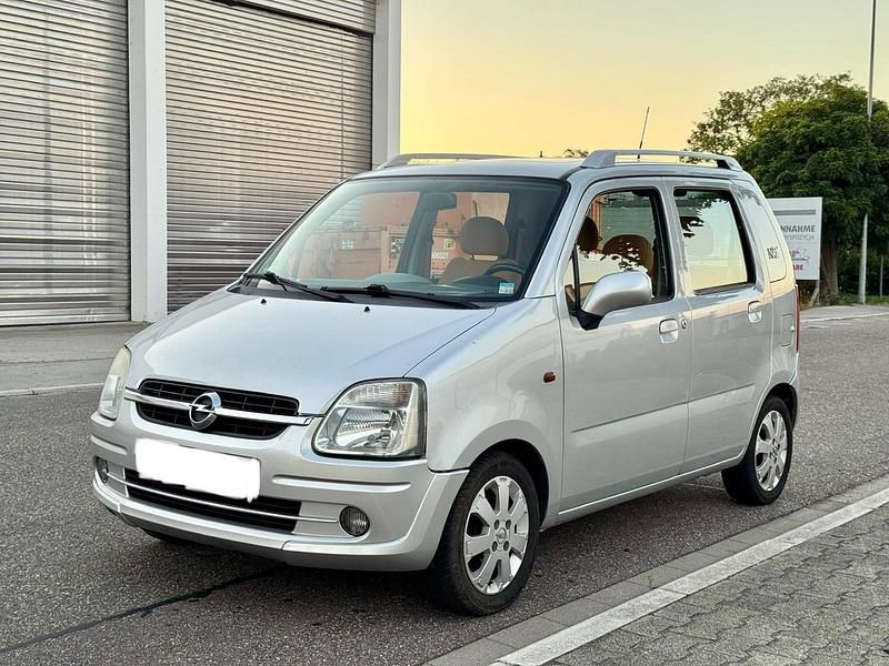 Silber Gebraucht 2002 Opel Agila Kleinwagen | 1.350 € (Fairer Preis) - Bild 1/4