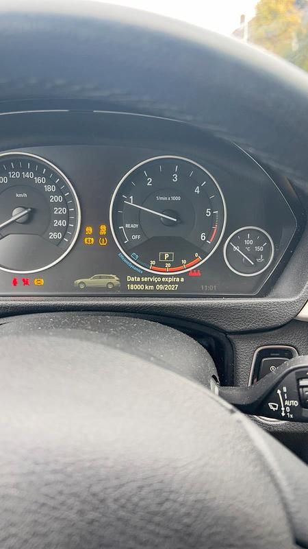 Gebraucht BMW 318 143 PS (105 kW) 2019 Schwarz Kombi