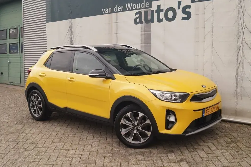 Gebraucht Kia Stonic 99 PS (72 kW) 2019 Gelb SUV