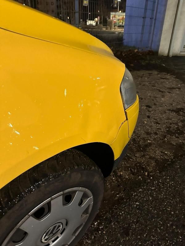 Gebraucht VW Fox 55 PS (40 kW) 2005 Gelb Kleinwagen