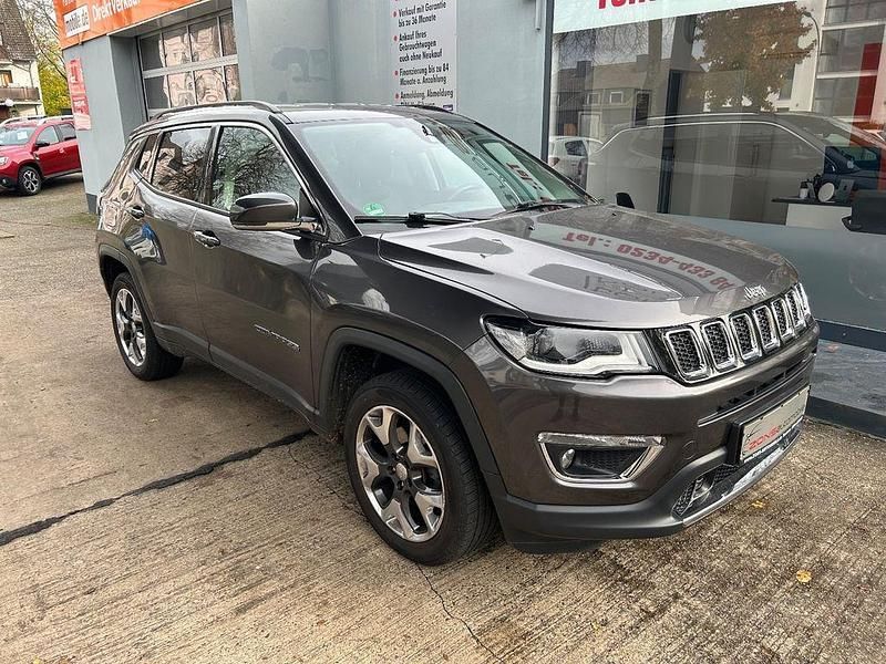 Gebraucht Jeep Compass Limited 170 PS (125 kW) 2018 Grau SUV
