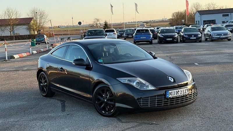 Gebraucht Renault Laguna III 150 PS (110 kW) 2010 Schwarz Coupé