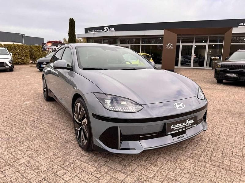 Gebraucht Hyundai Ioniq 6 239 kW (325 PS) 2023 Transmission blue pearl Limousine