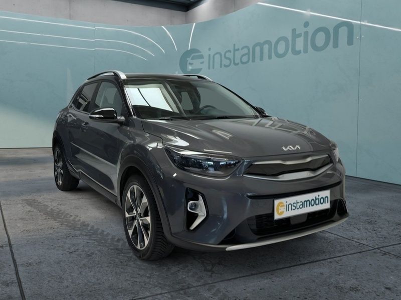 Grau Gebraucht 2023 Kia Stonic Spirit SUV | 23.490 € (Etwas zu teuer) - Bild 1/3