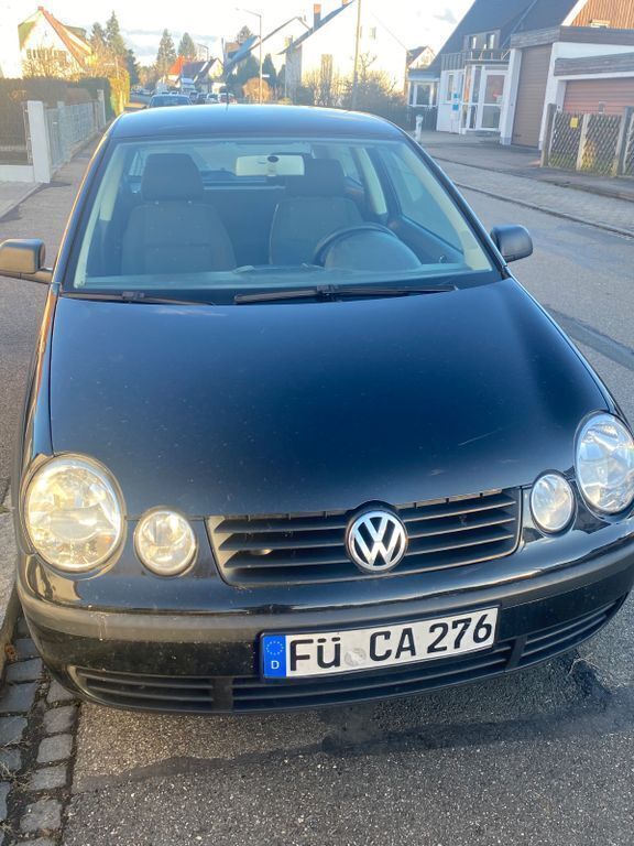 Gebraucht VW Polo Basis 64 PS (47 kW) 2003 Schwarz Limousine