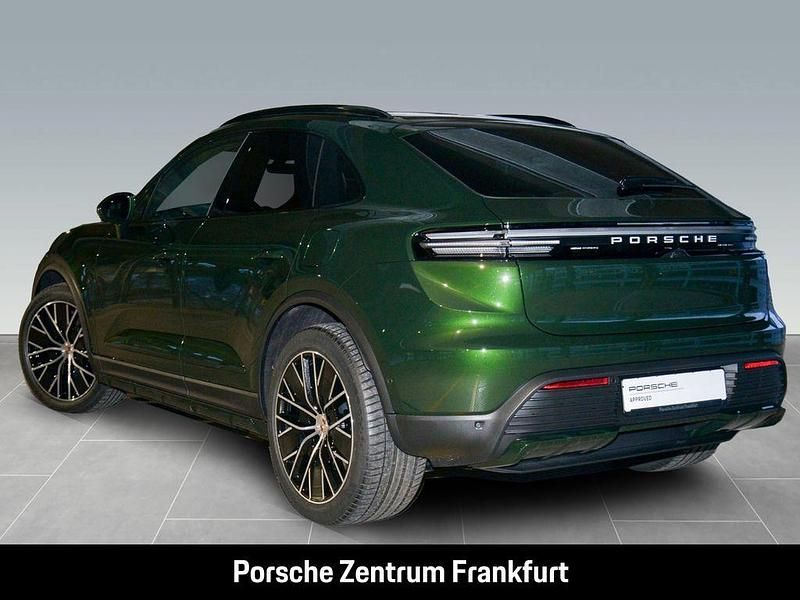 Gebraucht Porsche Macan 380 kW (517 PS) 2025 Oakgrünmetallic neo SUV
