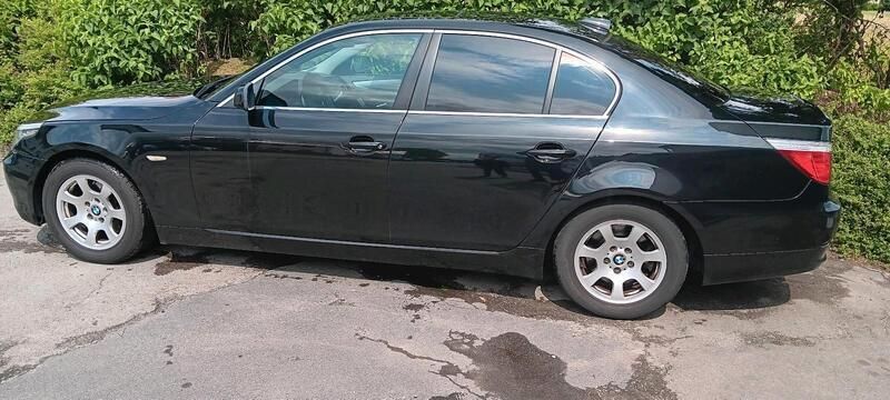 Schwarz Gebraucht 2007 BMW 523 Limousine | 3.666 € (Superpreis) - Bild 1/4