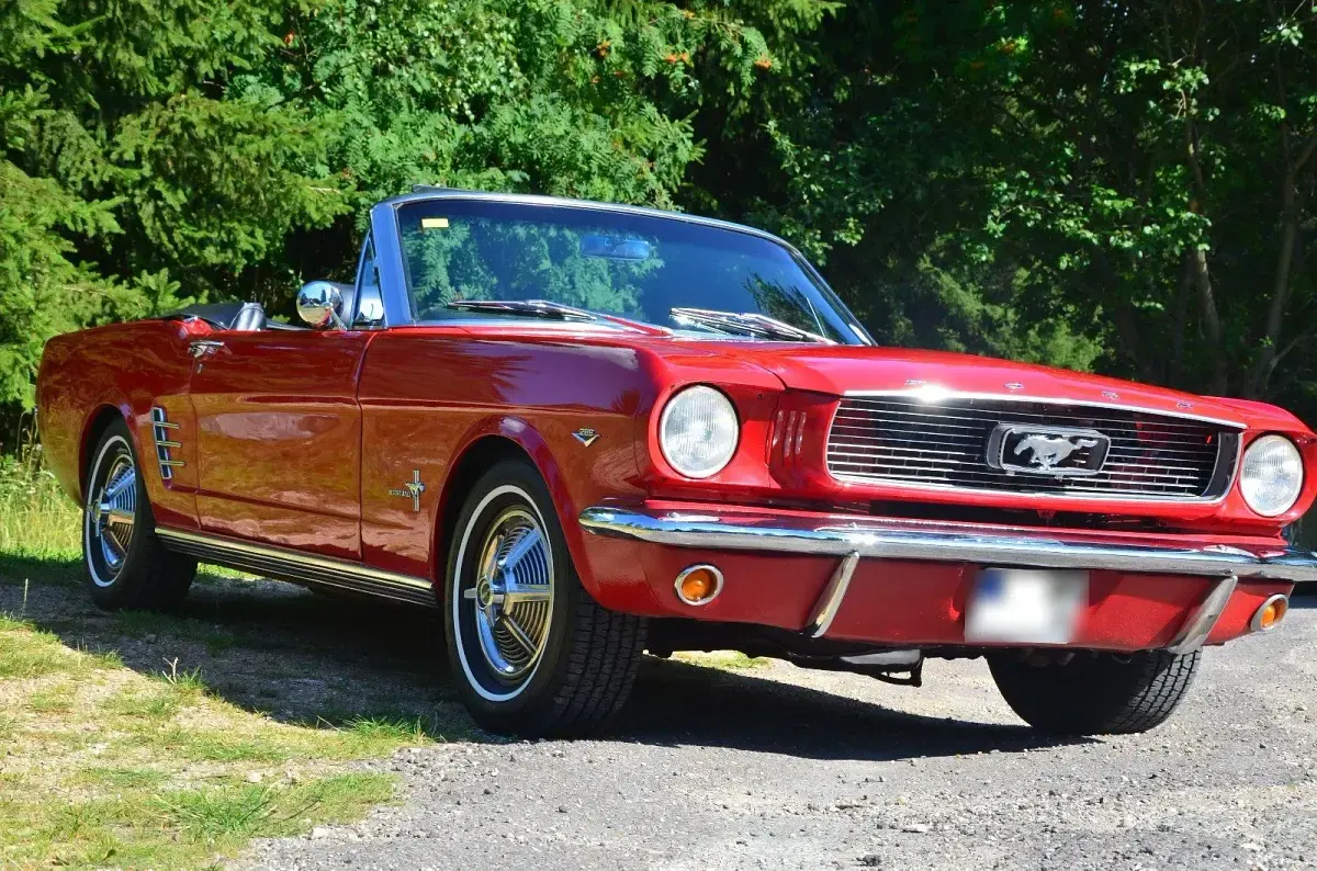 Gebraucht Ford V8 200 PS (147 kW) 1965 Rot Cabrio