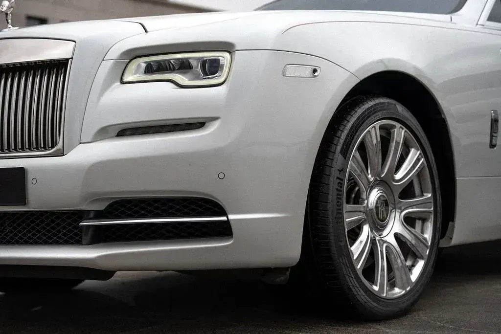 Gebraucht Rolls Royce Dawn 571 PS (419 kW) 2021 Weiß Cabrio