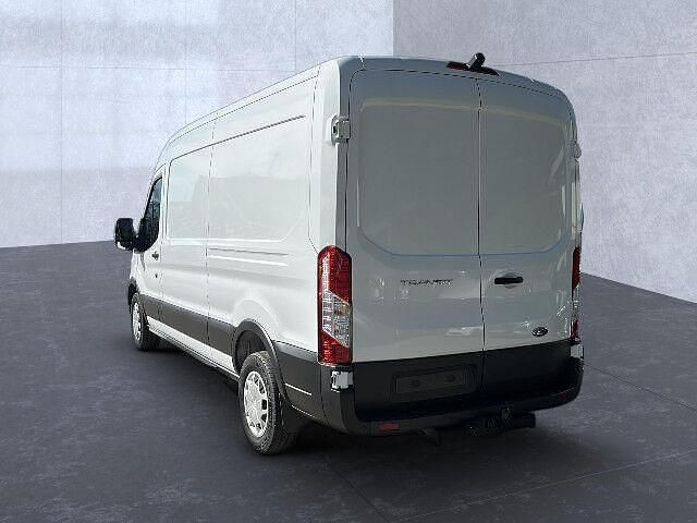 Gebraucht Ford Transit Trend 96 PS (70 kW) 2023 Weiss Limousine