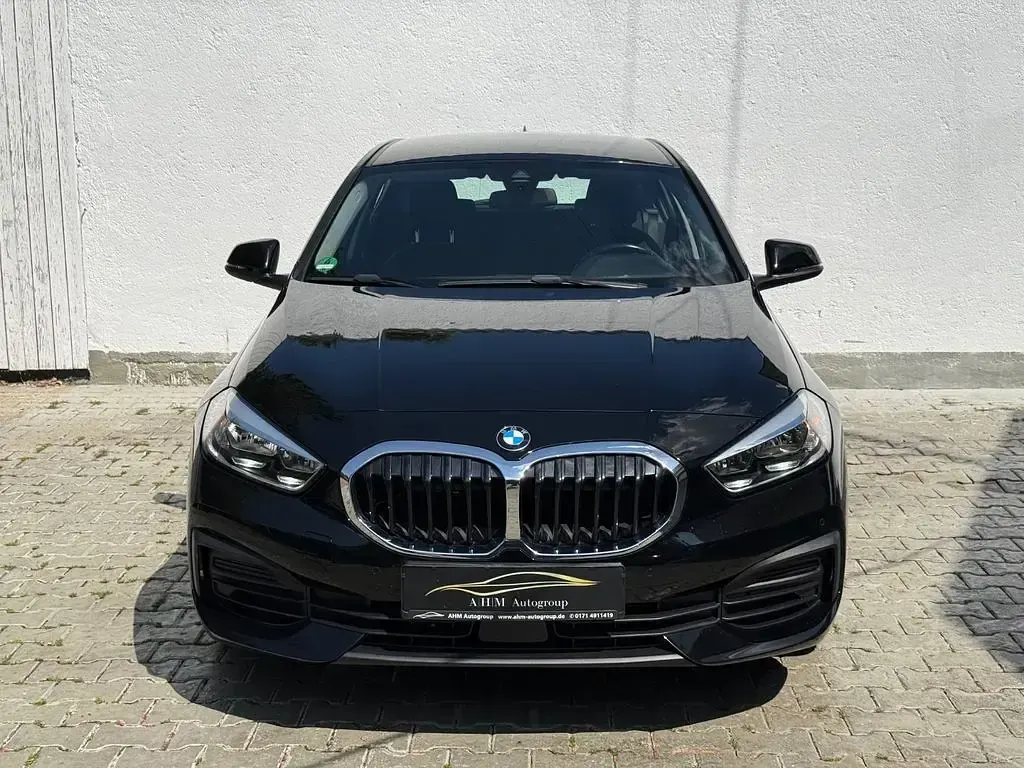 Gebraucht BMW 118 Advantage 136 PS (100 kW) 2020 Schwarz Limousine
