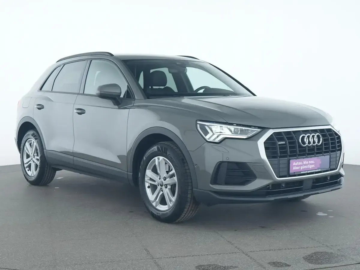 Second-hand Audi Q3 Advanced 200 CP (147 kW) 2022 Gri SUV
