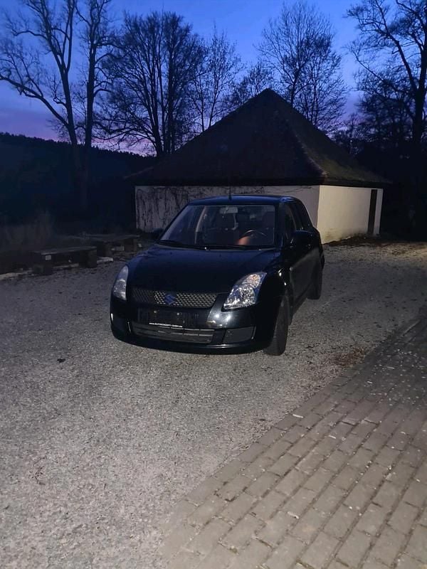 Gebraucht Suzuki Swift 92 PS (67 kW) 2009 Schwarz Kleinwagen