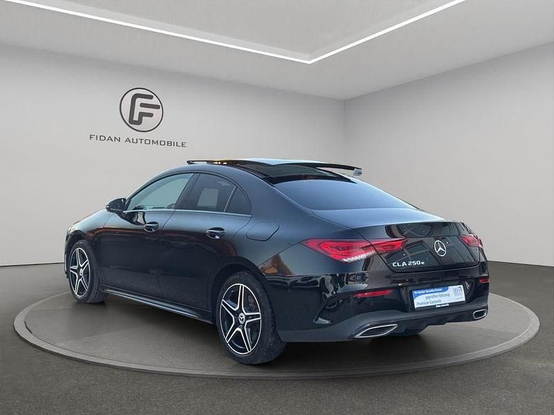 Gebraucht Mercedes CLA250e AMG line 160 PS (117 kW) 2022 Kosmosschwarz Limousine