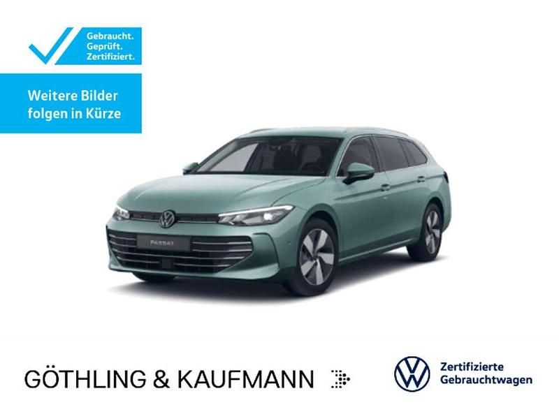 Maripositgrün metallic Gebraucht 2025 VW Passat Business Kombi | 34.930 € (Superpreis) - Bild 1/3