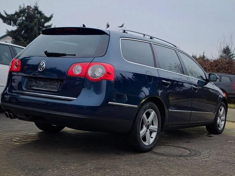 Gebraucht VW Passat Comfortline 140 PS (102 kW) 2008 Blau Kombi