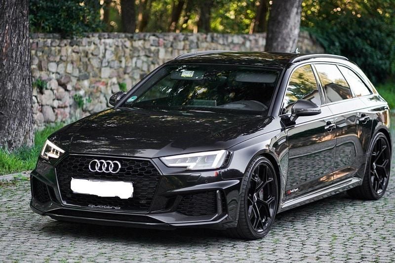 Schwarz Gebraucht 2018 Audi RS4 Sport Kombi | 44.000 € - Bild 1/4