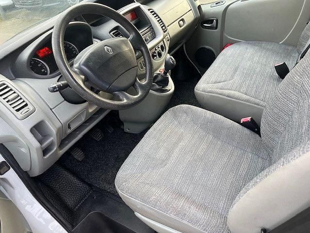 Gebraucht Renault Trafic 114 PS (83 kW) 2012 Van / Kleinbus