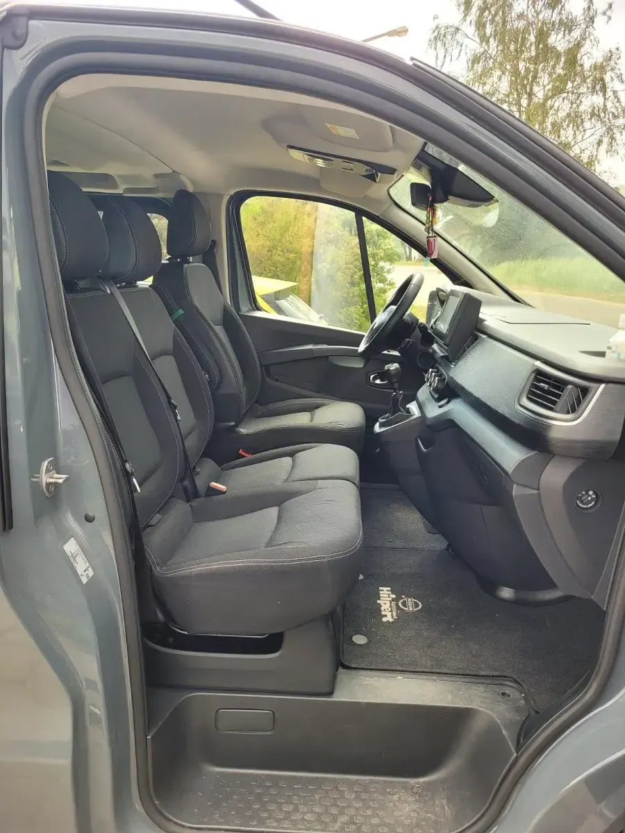 Gebraucht Nissan NV300 N-Connecta 110 PS (80 kW) 2021 Grau Van