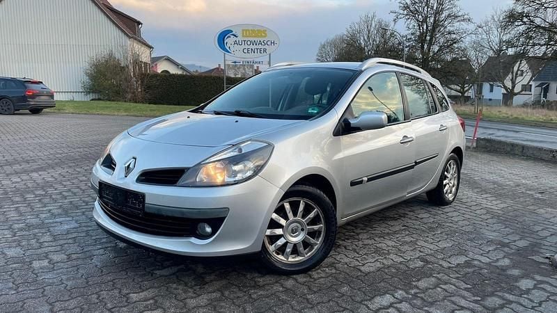 Gebraucht Renault Clio GrandTour 101 PS (74 kW) 2008 Silber Kombi