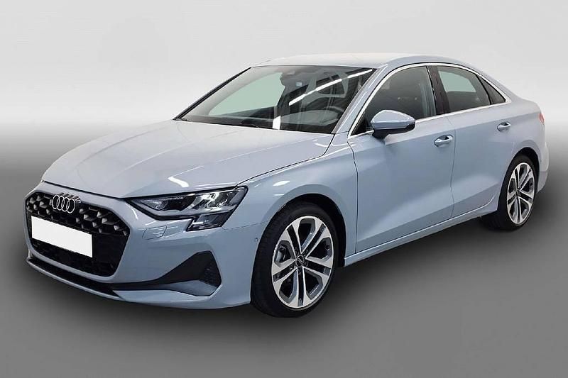 Gebraucht Audi A3 116 PS (85 kW) 2025 Grau Limousine